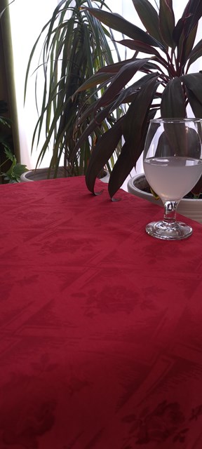 رومیزی ضدلک فرزین خودنقش