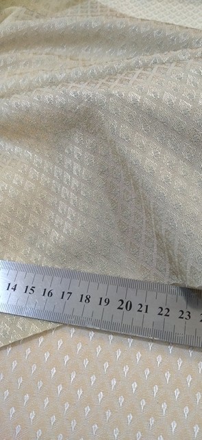 فرزین خودنقش رومبلی