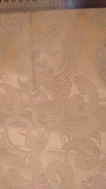 فرزین خودنقش پریشان رومیزی