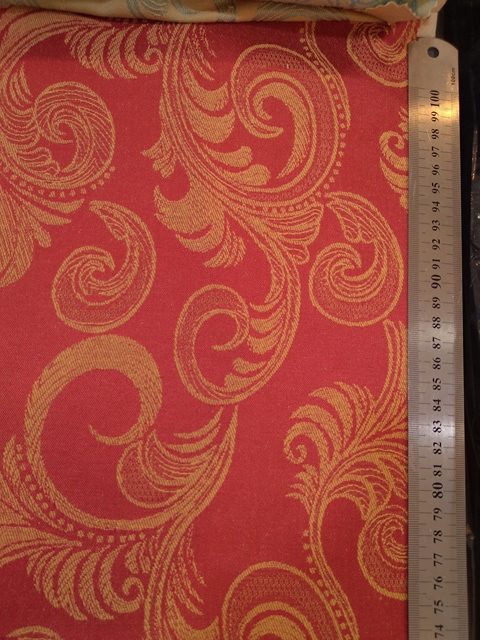 فرزین خودنقش پریشان رومیزی