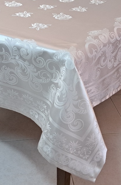 رومیزی ضدلک