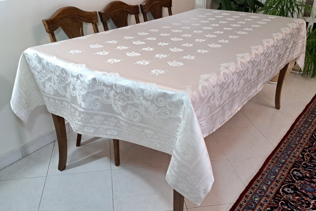 رومیزی ضدلک رزا