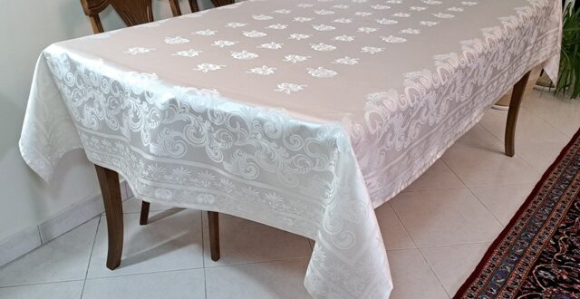 رومیزی ضدلک رزا